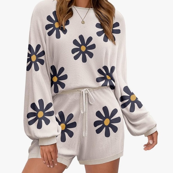 Floral Print Pajama Set - Cream and Black - Picture 2 of 8